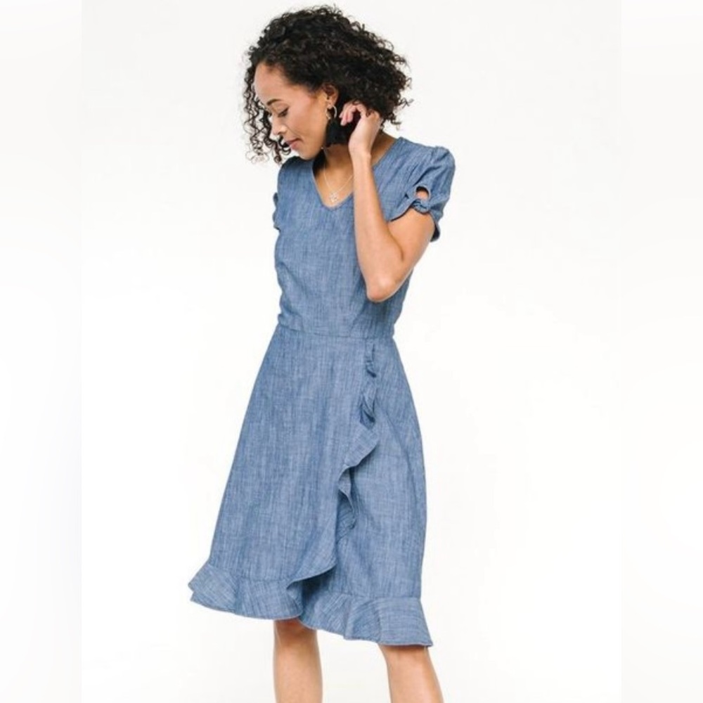 J.Crew women 6 Faux Wrap Chambray Blue Ruffle Knee Length cotton Dress